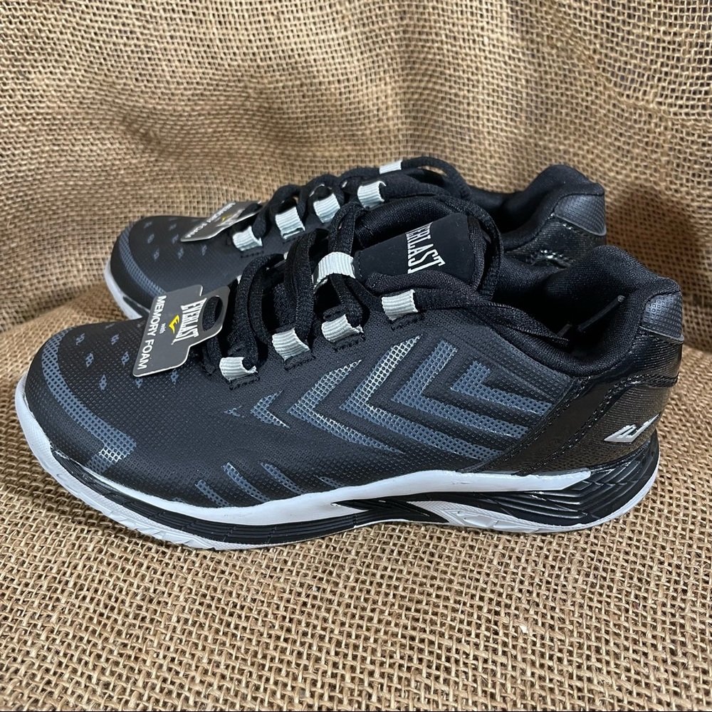 Everlast Dribble Low Basketball Sneaker kid Child